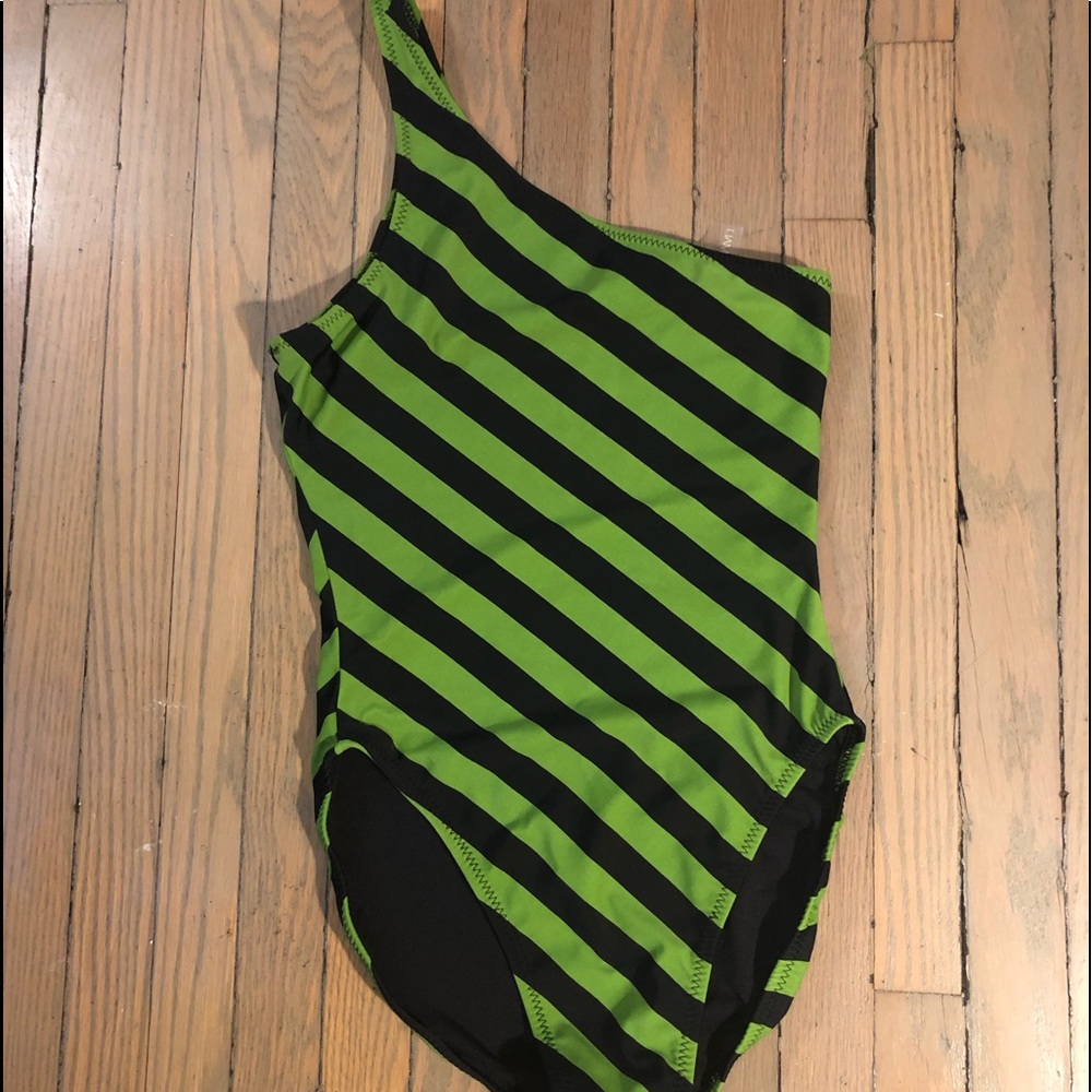 One piece swimming suit size M